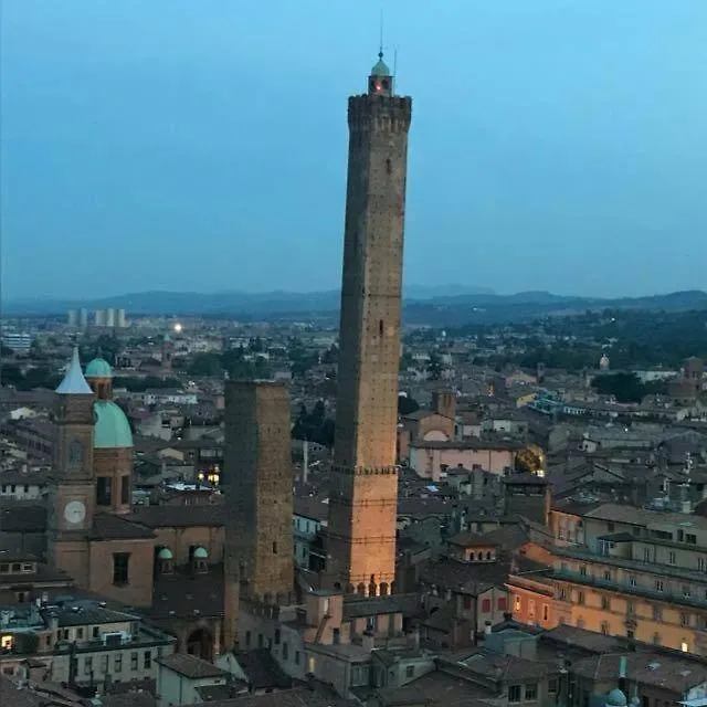 Bologna Maggiore Comoda A Tutto